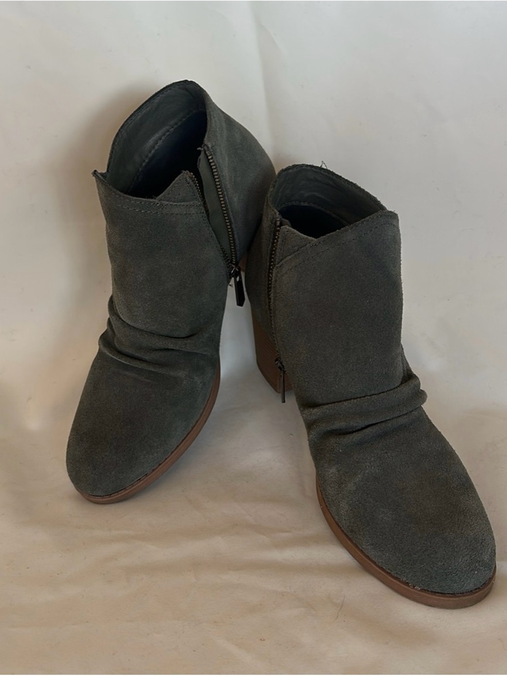 Skechers green Gray Ankle Booties with Side Zip 7.5